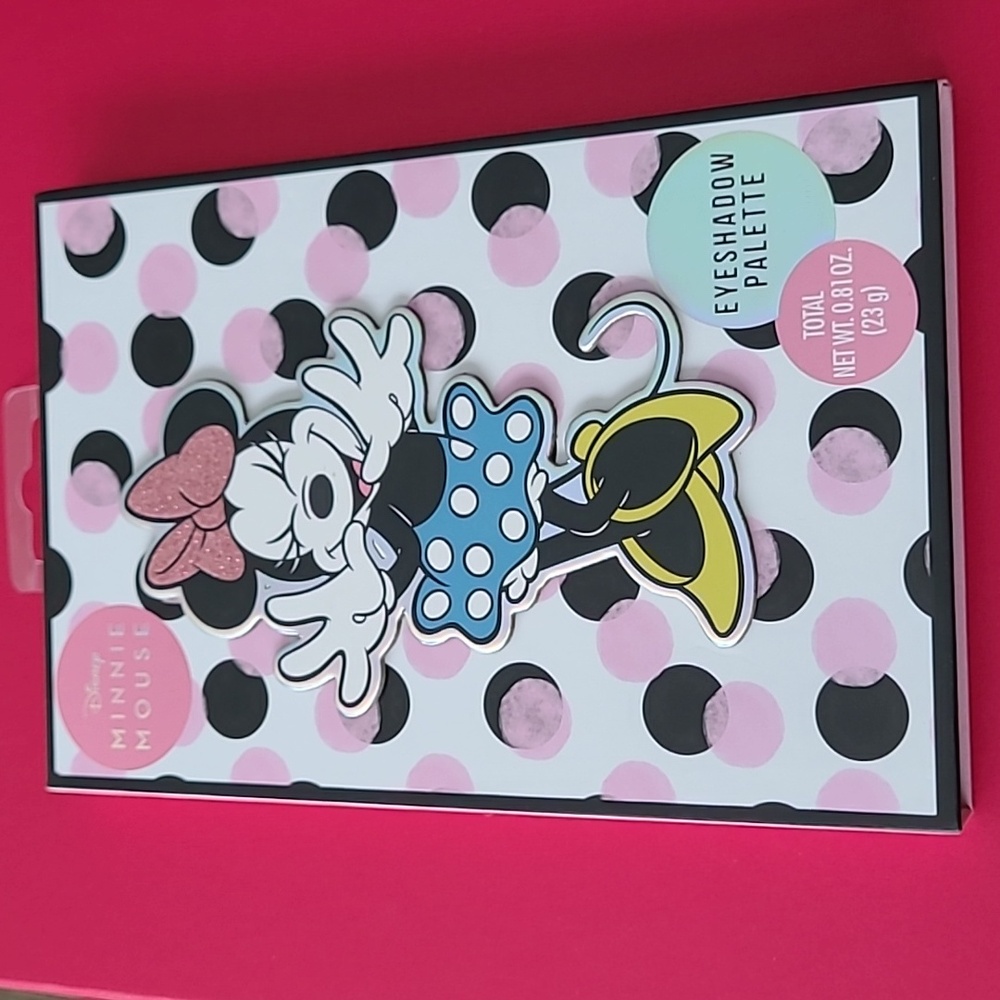Disney Minnie Mouse Eye Shadow Palette 12 Shades